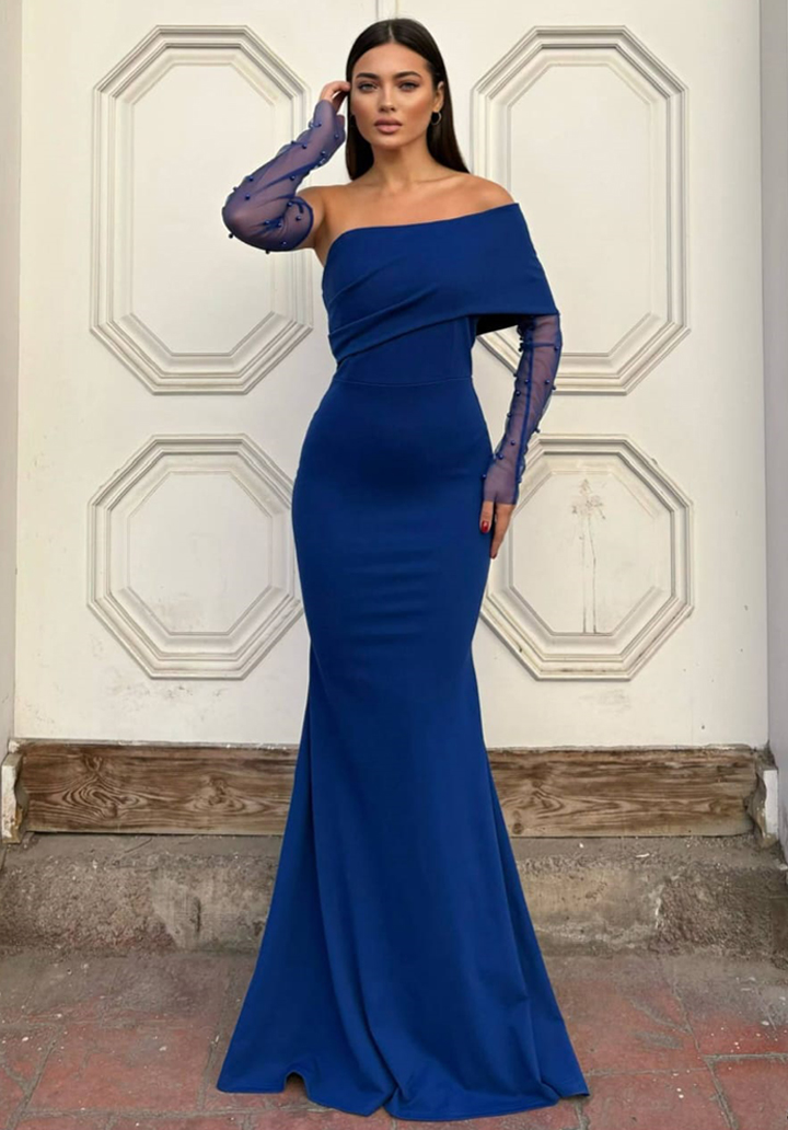 Straplez Yaka Tül Kol Aksesuarlı Krep Abiye Elbise