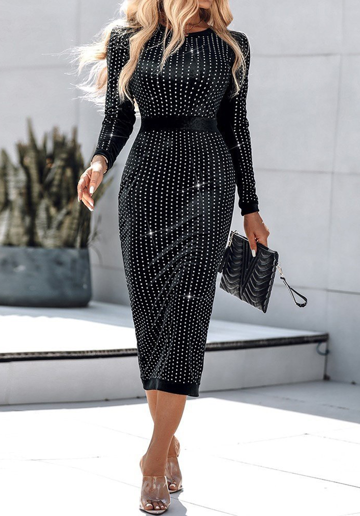 Kadın Uzun Kollu Bisiklet Yaka Taşlı Midi Kadife Elbise 