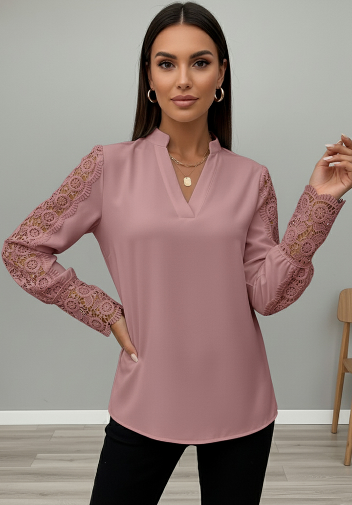 Modern Kesim Hakim Yaka  Kolları Dantel Detaylı Şık Bluz