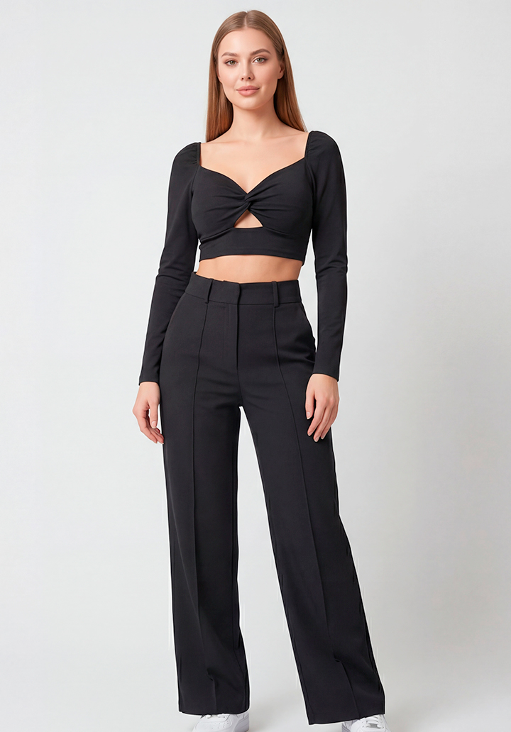 Kadın Göğüs Dekolteli Yüksek Bel Pantolon ve Crop Bluz İkili Takım