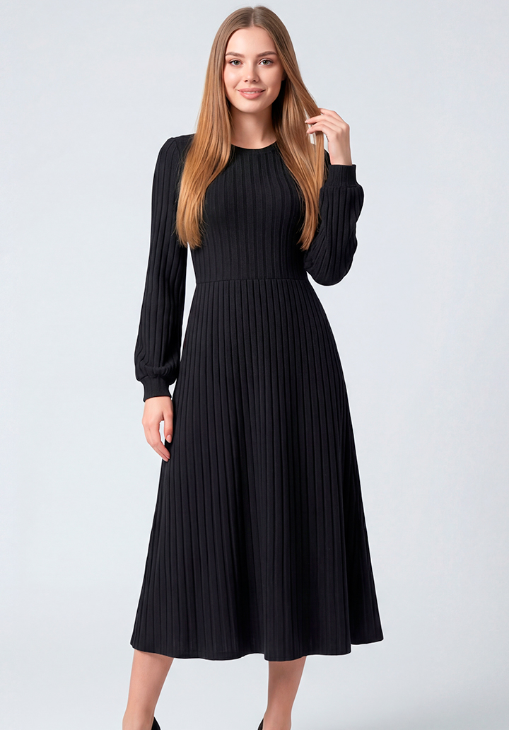 Kadın Siyah Bisiklet Yaka Belden Oturtmalı Kaşkorse Midi Boy Elbise