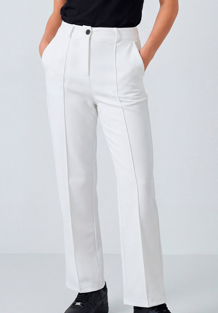 Yüksek Bel Dikiş Detaylı Cepli Beyaz Pantolon