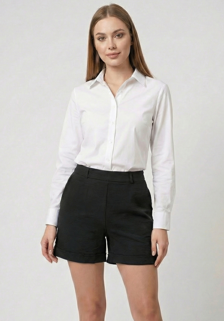 Kadın Siyah Keten Karışımlı Yüksek Bel Duble Paça Şort