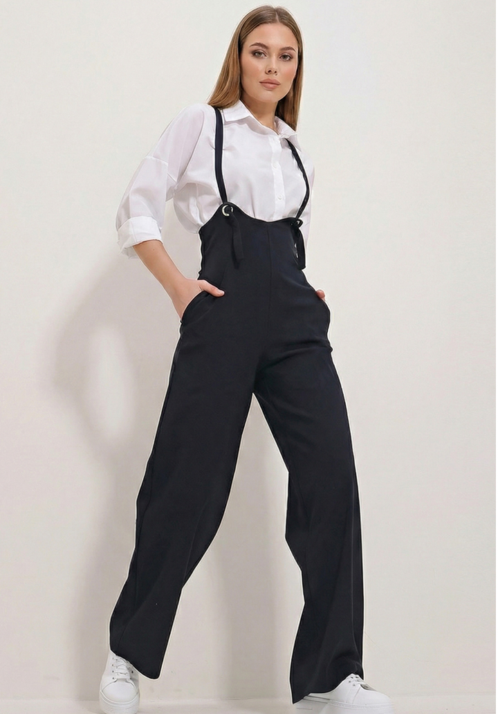 Kadın Siyah Likralı Double Krep Cepli Askılı Salopet Tulum