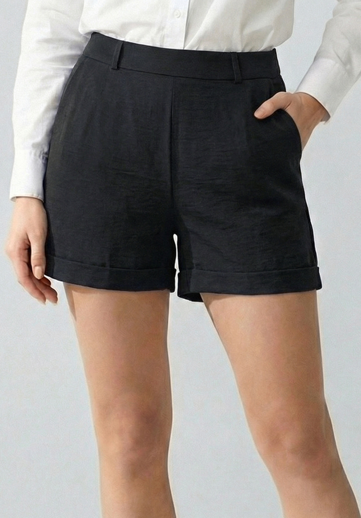 Kadın Siyah Keten Karışımlı Yüksek Bel Duble Paça Şort - 2