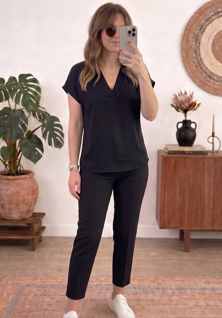 Kadın Viskon V Yaka Kısa Kollu Basic Rahat Kalıp Bluz - Siyah - 2