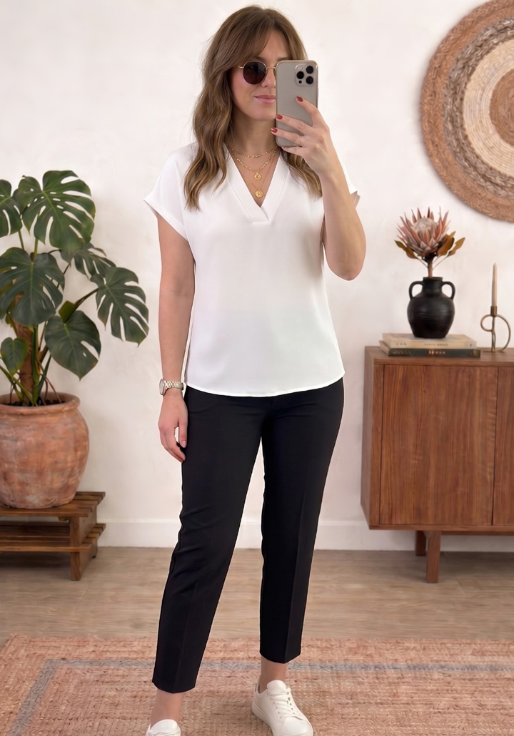 Kadın Viskon V Yaka Kısa Kollu Basic Rahat Kalıp Bluz - Beyaz - 2