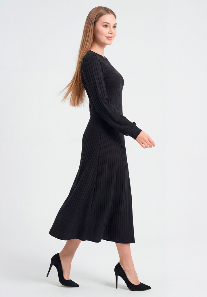 Kadın Siyah Bisiklet Yaka Belden Oturtmalı Kaşkorse Midi Boy Elbise - 3