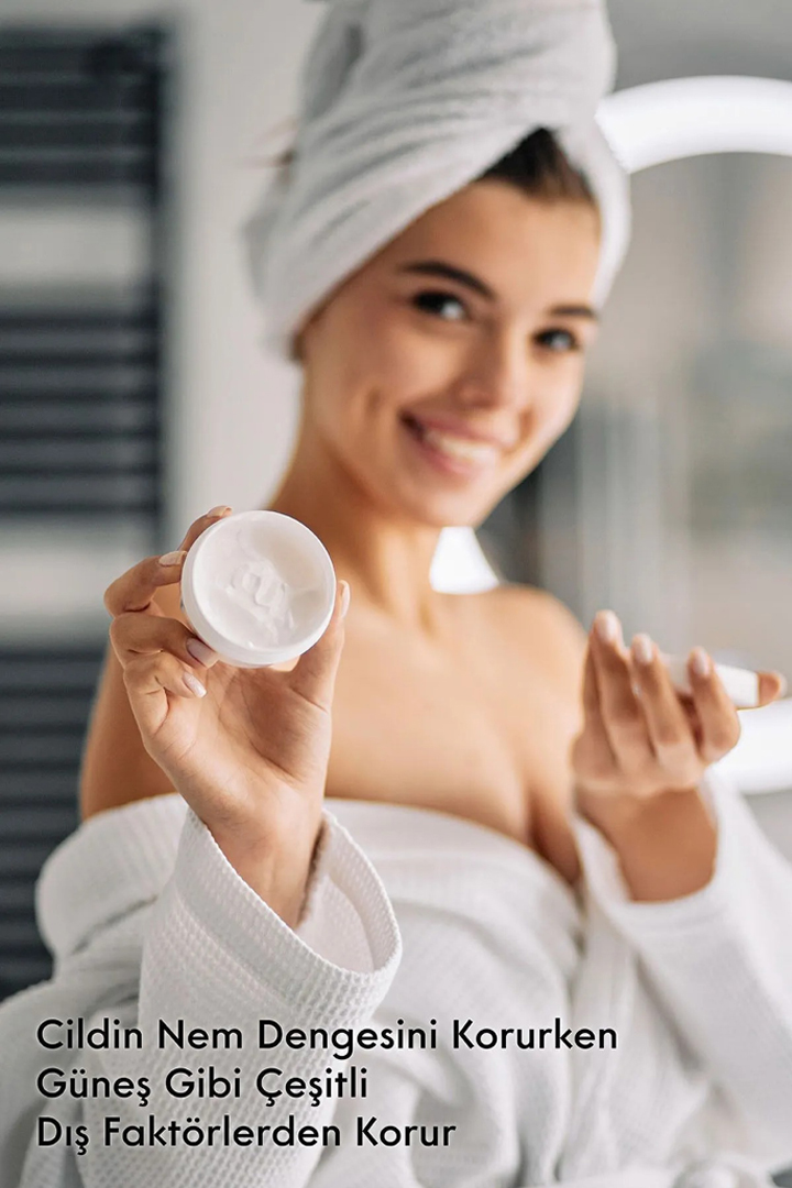 QUR Detoks Etkili Cilt Yenileyici Aydınlatıcı Leke Karşıtı C Vitaminli Cilt Bakım Kremi - 4