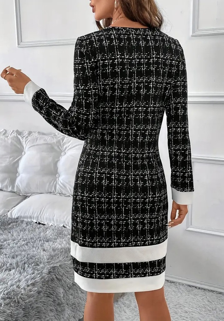 Kadın Uzun Kollu Yuvarlak Yaka Etek Ucu şerit Detaylı Kısa Dokuma Elbise - 4