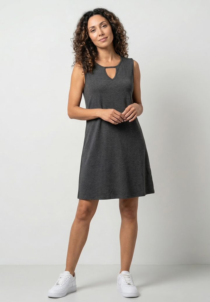 Kadın Viskon Damla Yaka Detaylı Kolsuz Rahat Kesim Günlük Elbise - 4